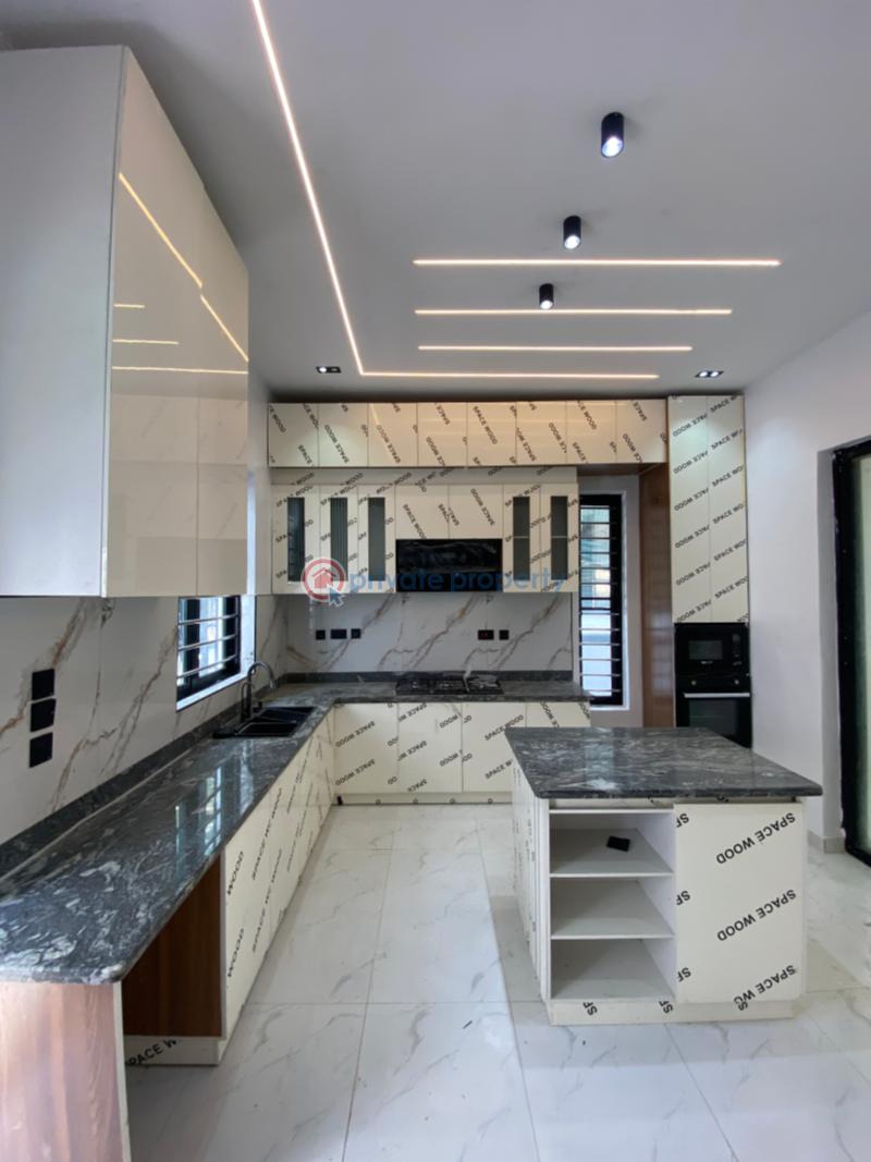 5 bedroom Detached Duplex For Sale Ikota Lekki Lagos - 3