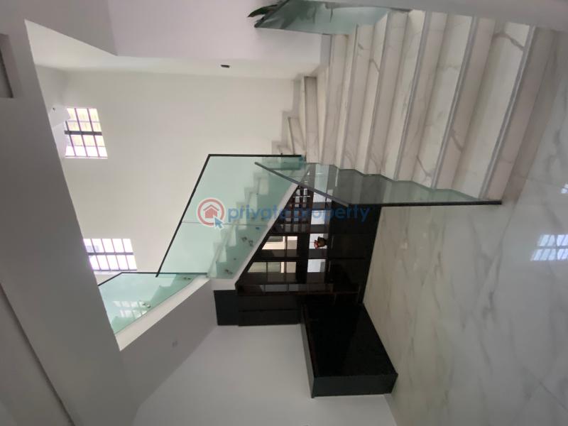 5 bedroom Detached Duplex For Sale Chevron Drive Lekki Lagos - 5