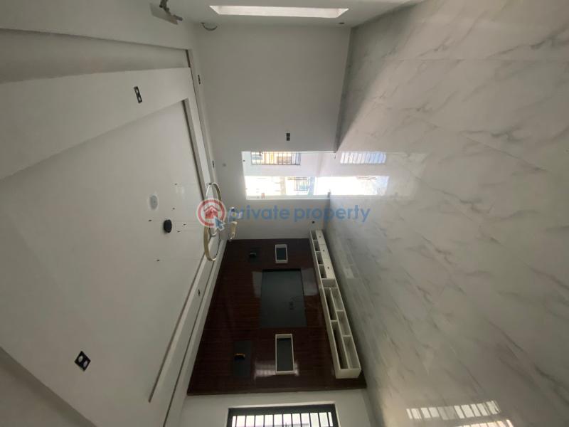 5 bedroom Detached Duplex For Sale Chevron Drive Lekki Lagos - 2