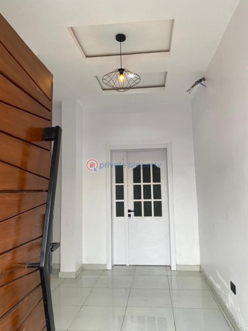 5 bedroom Detached Duplex For Sale Chevron Drive Lekki Lagos - 4