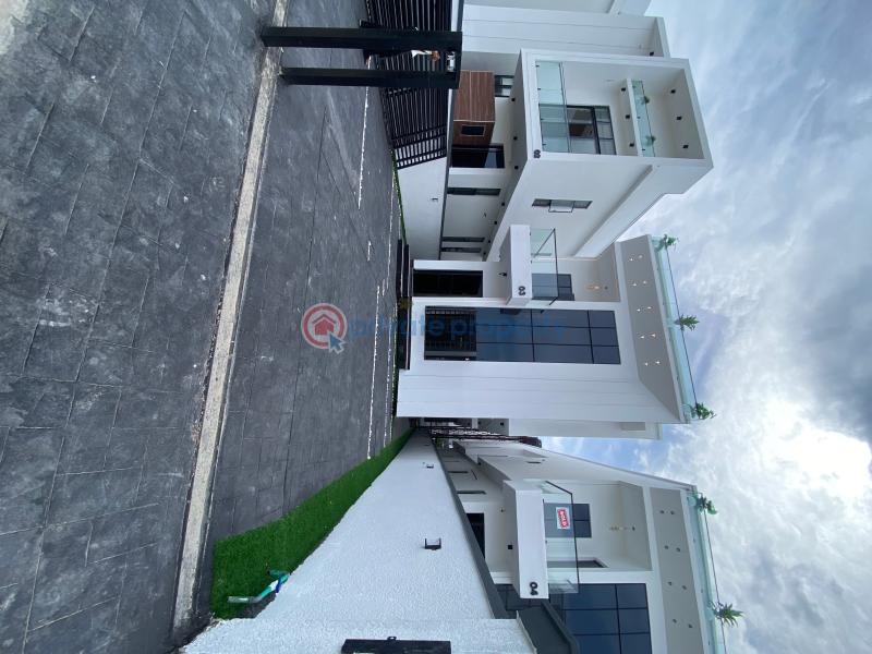5 bedroom Detached Duplex For Sale Chevron Drive Lekki Lagos - 3
