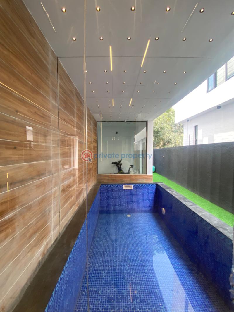 5 bedroom Detached Duplex For Sale Chevron Drive Lekki Lagos - 5