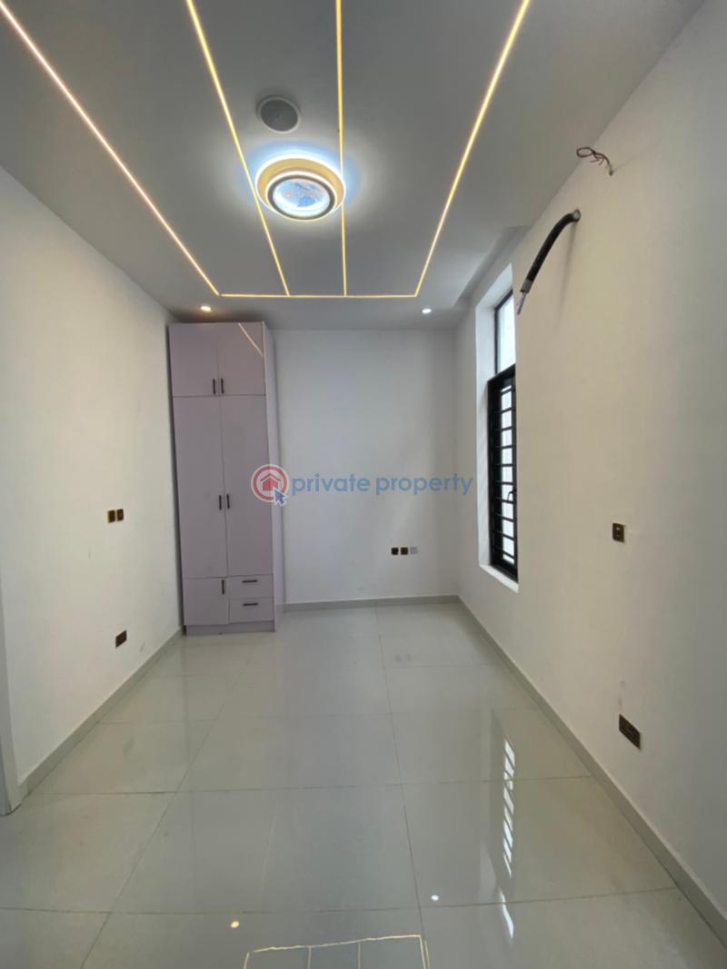 5 bedroom Detached Duplex For Sale Oral Estate Lekki Expressway Lagos - 11