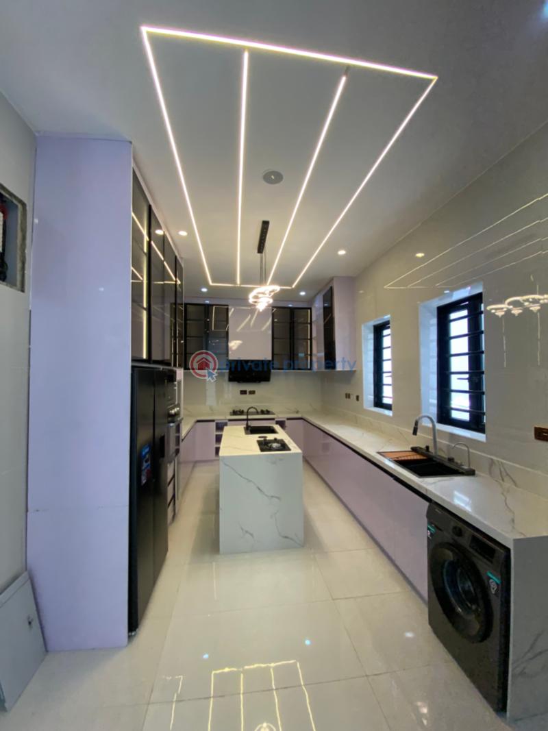 5 bedroom Detached Duplex For Sale Oral Estate Lekki Expressway Lagos - 6
