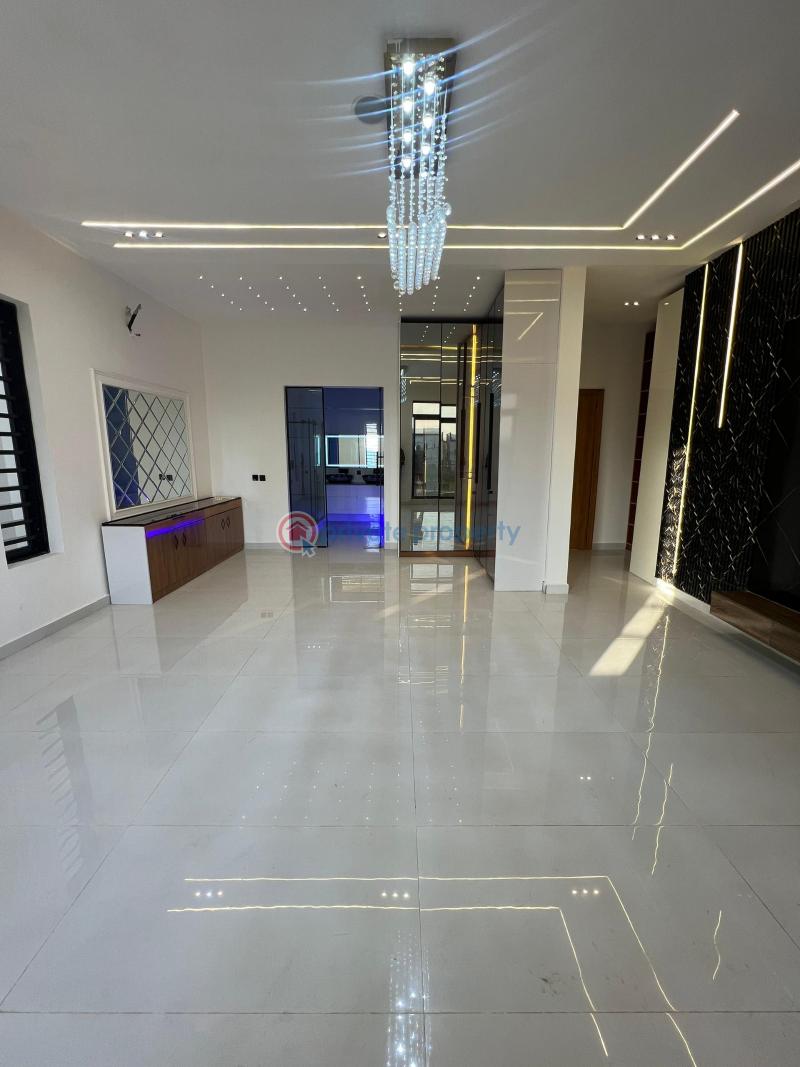 5 bedroom Detached Duplex For Sale Ado Road, Ajah Lagos - 2