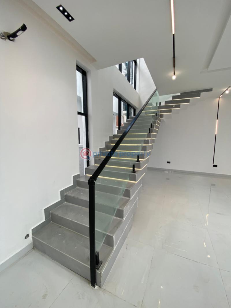 5 bedroom Detached Duplex For Sale Chevron Drive Lekki Lagos - 8