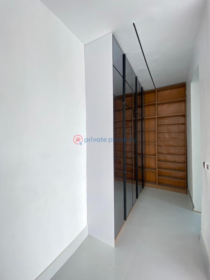 5 bedroom Detached Duplex For Sale Lekki Toll Gate Lekki Expressway Lagos - 11