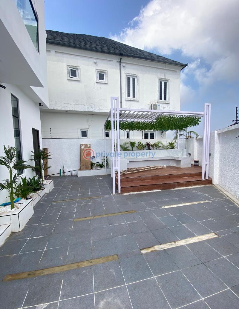 5 bedroom Detached Duplex For Sale Chevron Drive Lekki Lagos - 15