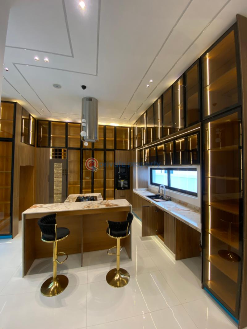 5 bedroom Detached Duplex For Sale Ikota Villa Ikota Lekki Lagos - 7