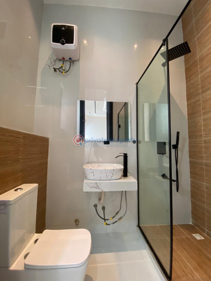 5 bedroom Detached Duplex For Sale Ikota Villa Ikota Lekki Lagos - 15