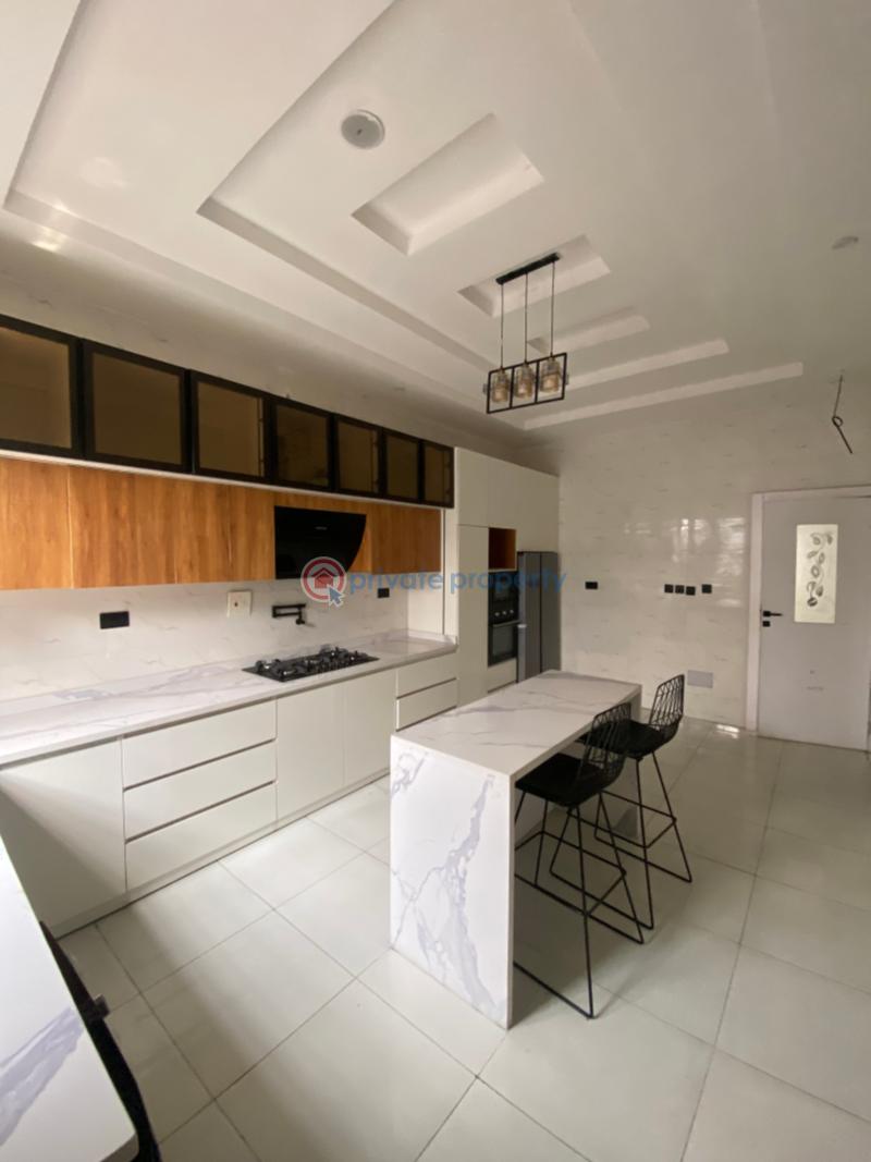 5 bedroom Detached Duplex For Sale Chevron Drive Lekki Lagos - 3