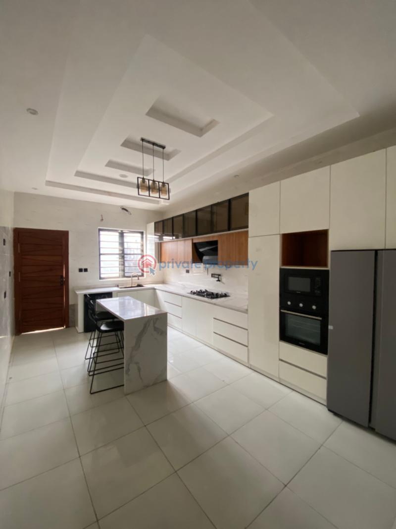 5 bedroom Detached Duplex For Sale Chevron Drive Lekki Lagos - 4