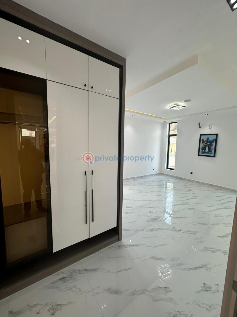 5 bedroom Detached Duplex For Sale Lakeview Park Lekki Expressway Lagos - 24