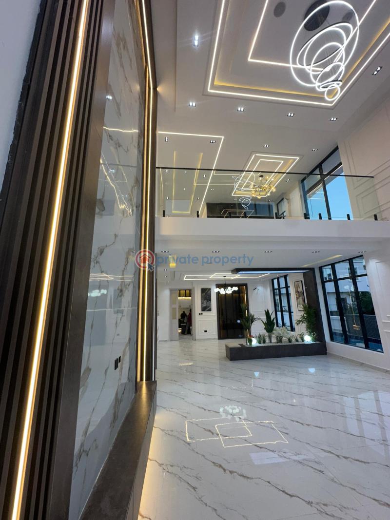 5 bedroom Detached Duplex For Sale Lakeview Park Lekki Expressway Lagos - 10