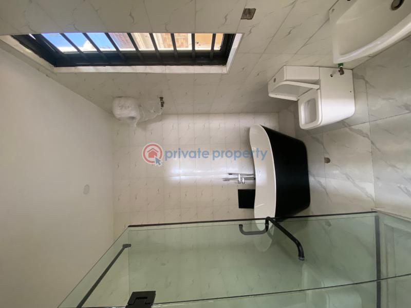 5 bedroom Detached Duplex For Sale Chevron Drive Lekki Lagos - 9