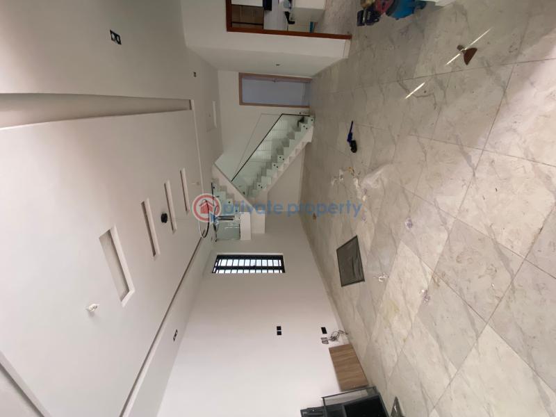 5 bedroom Detached Duplex For Sale Chevron Drive Lekki Lagos - 2