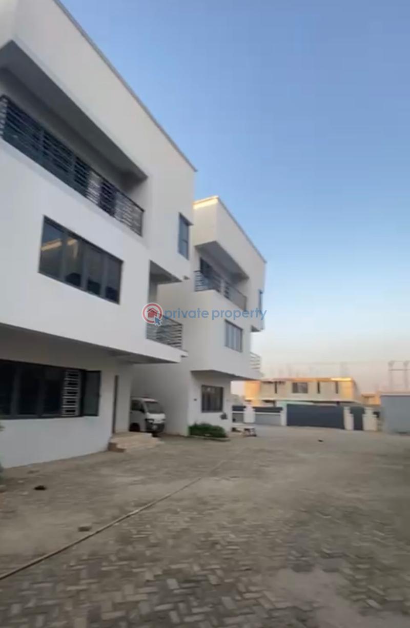 5 bedroom Terraced Duplex For Rent By Magistrate Court Life Camp Abuja Phase 3  - 2