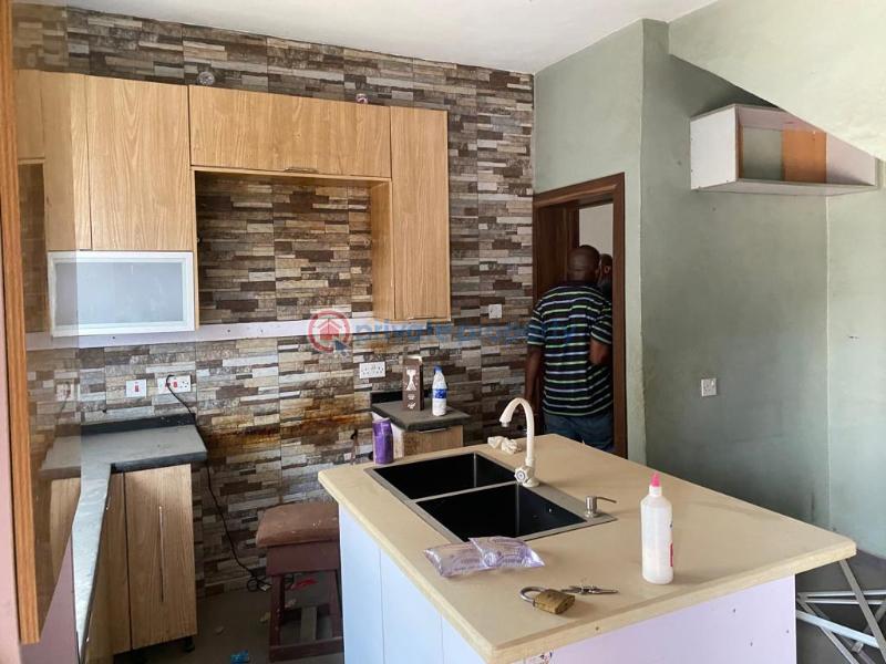 For rent 5 bedroom Duplex Kay Farm Estate Obawole Ogba Lagos (PID