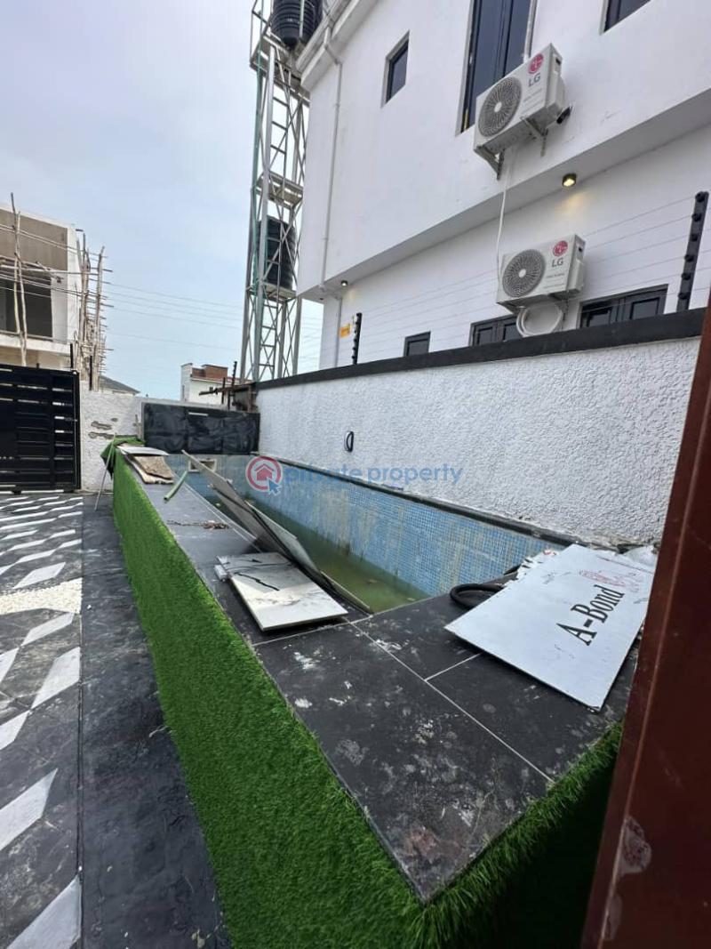 5 bedroom Detached Duplex For Sale Orchid Road Lekki Expressway Lagos - 11