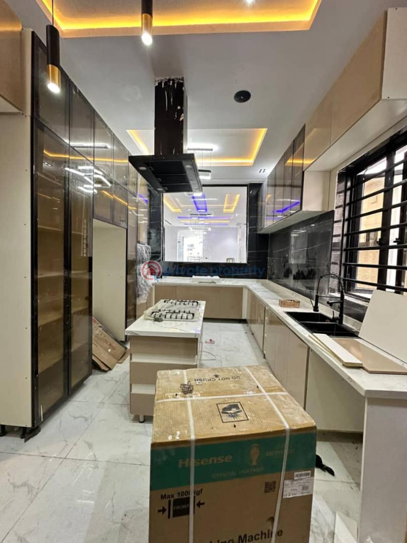 5 bedroom Detached Duplex For Sale Orchid Road Lekki Expressway Lagos - 2