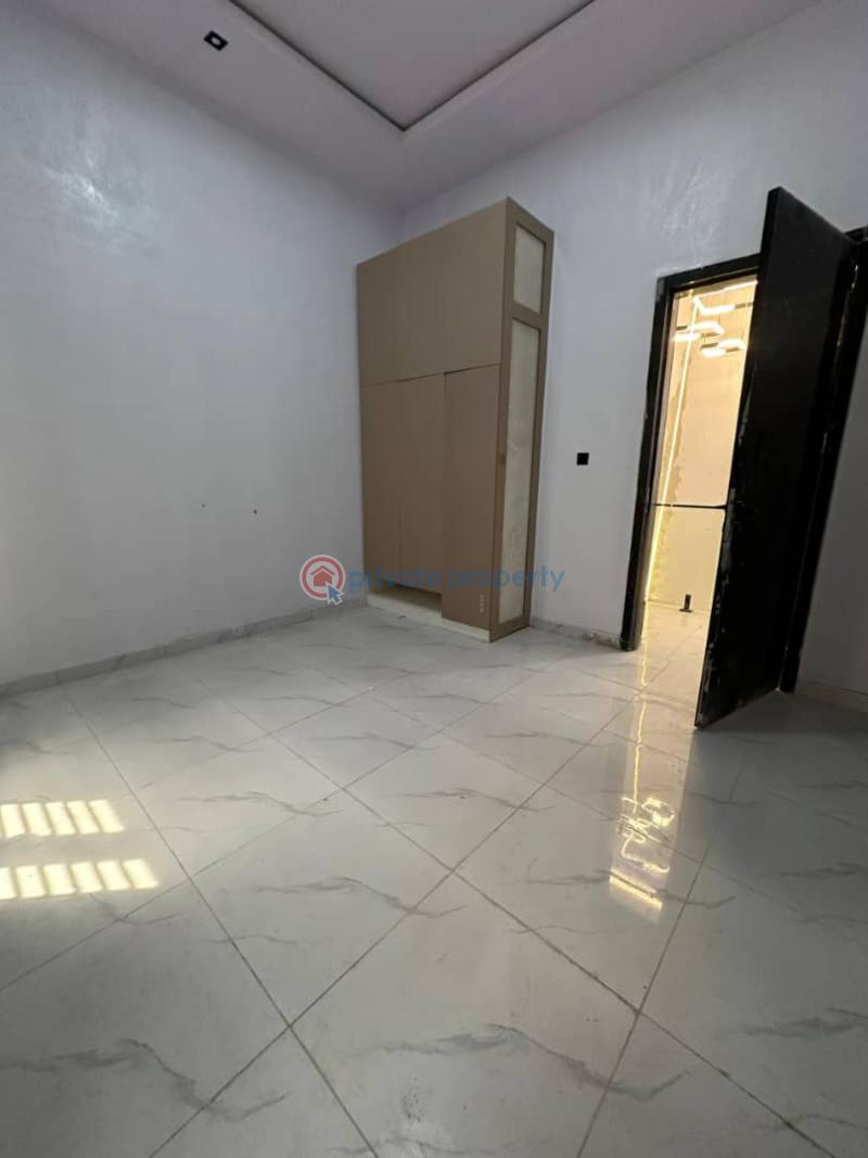 5 bedroom Detached Duplex For Sale Orchid Road Lekki Expressway Lagos - 4