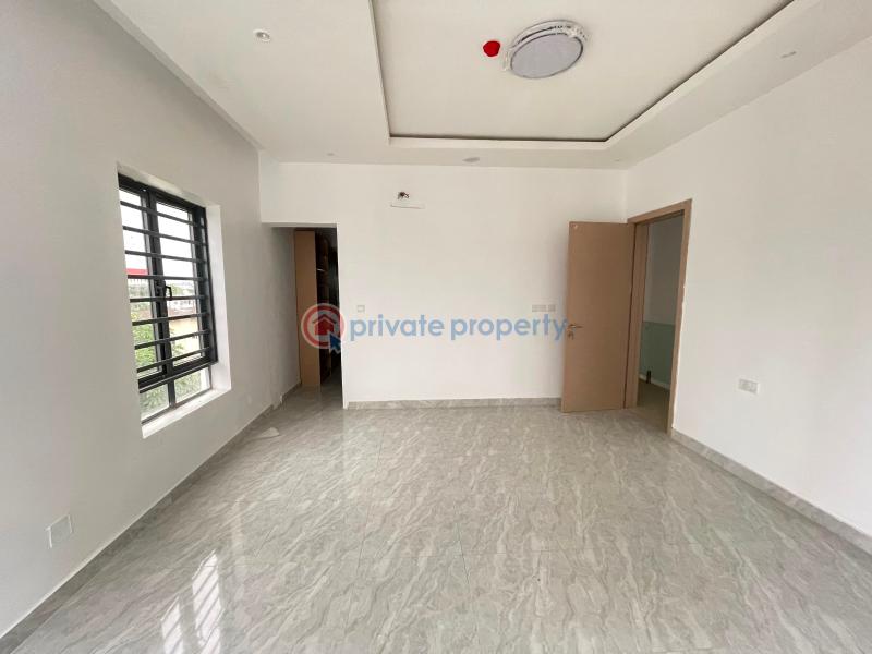 5 bedroom Flat & Apartment For Sale Surulere Lagos - 4