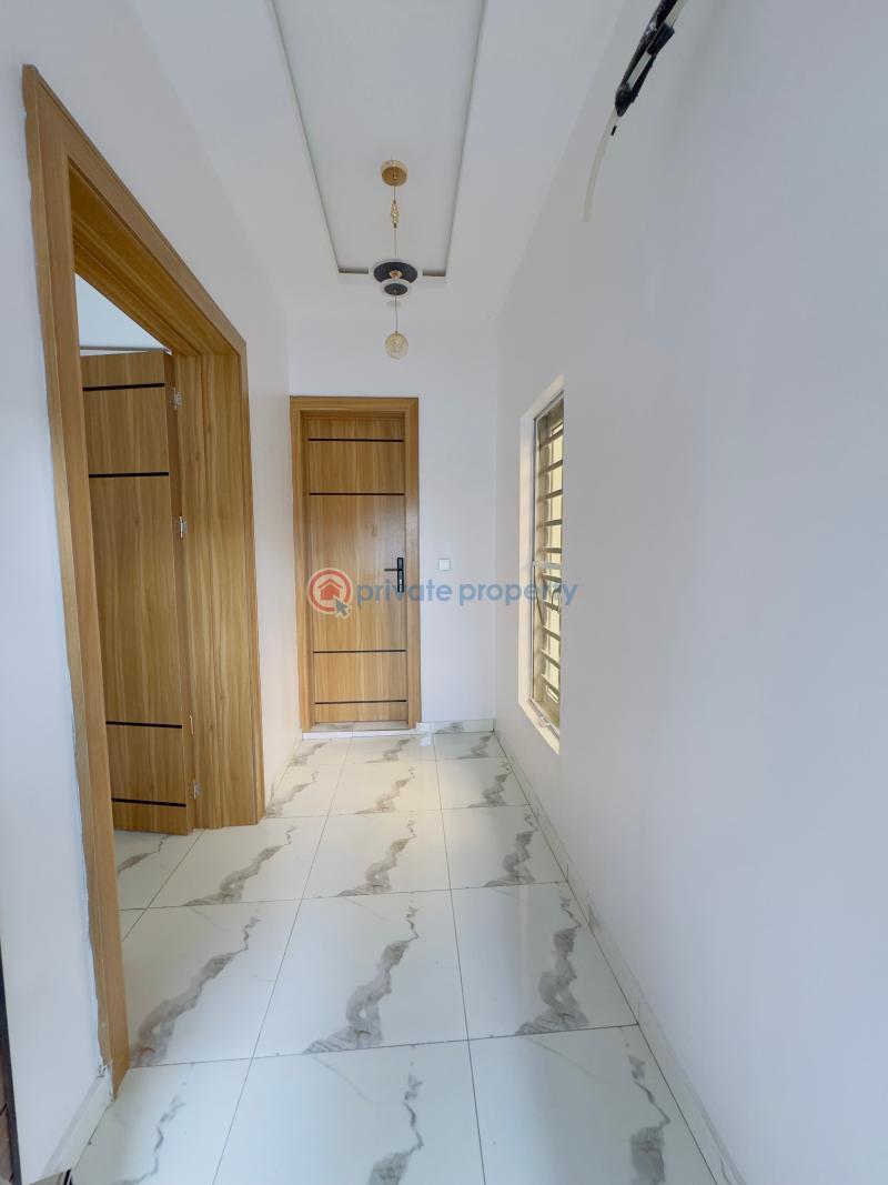 5 bedroom Detached Duplex For Sale Newly Built 5 Bedroom Detached Duplex With Bq, Magodo Gra Phase 2 Magodo GRA Phase 2 Kosofe/Ikosi Lagos - 15