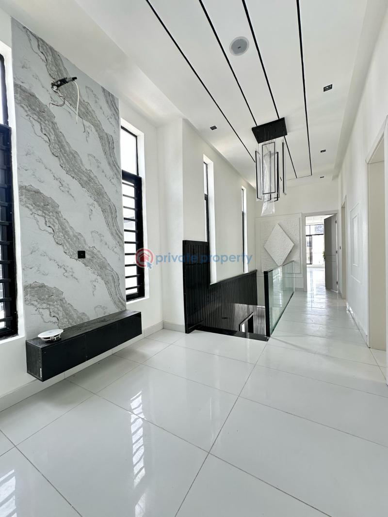 5 bedroom Detached Duplex For Sale Chevron Lekki Lagos - 5