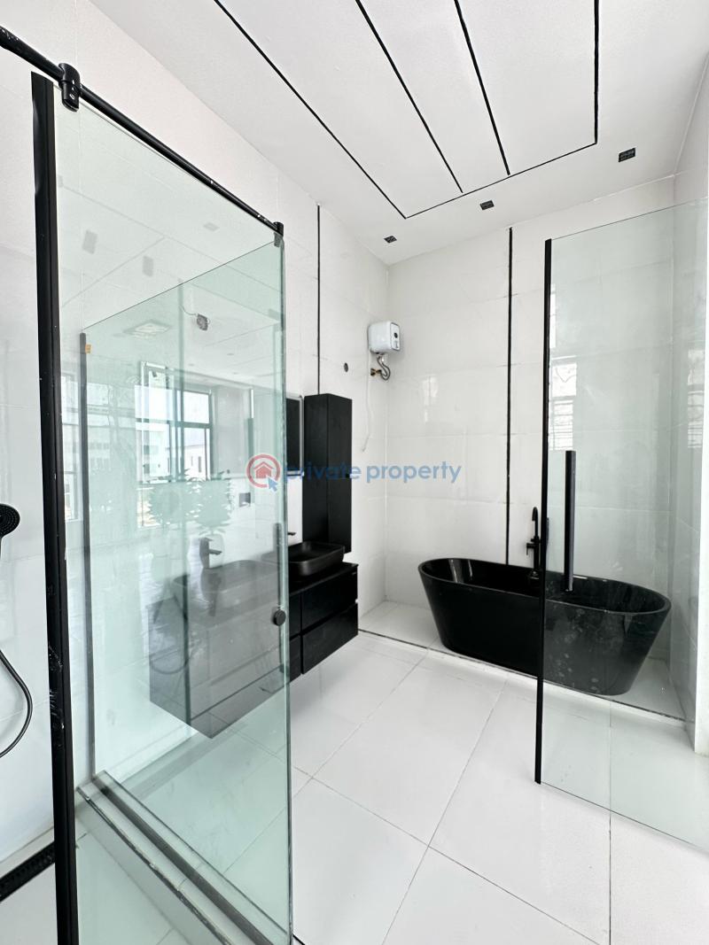 5 bedroom Detached Duplex For Sale Chevron Lekki Lagos - 1