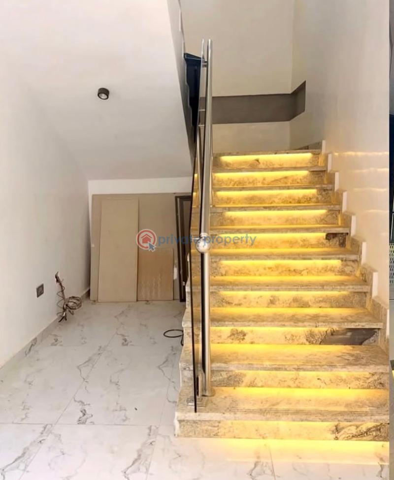 5 bedroom Detached Duplex For Sale Apo Resettlement Apo Abuja Phase 2  - 6