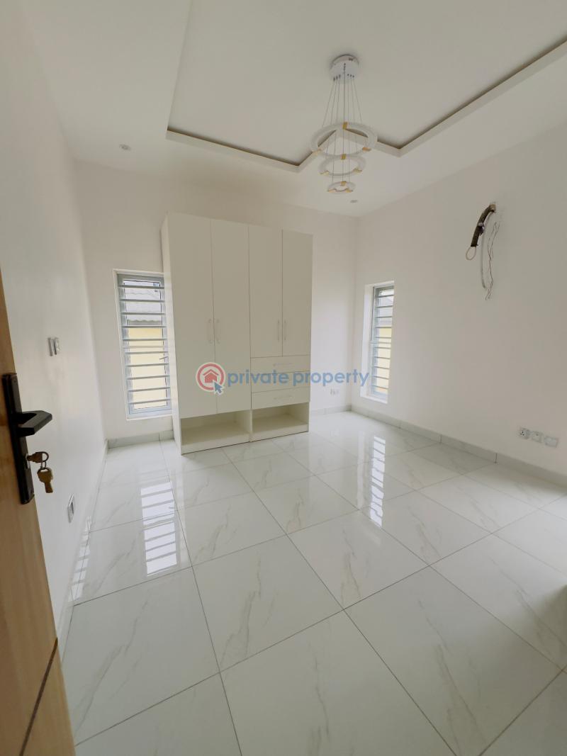 5 bedroom Detached Duplex For Sale Newly Built 5 Bedroom Detached Duplex With Bq, Magodo Gra Phase 2 Magodo GRA Phase 2 Kosofe/Ikosi Lagos - 14
