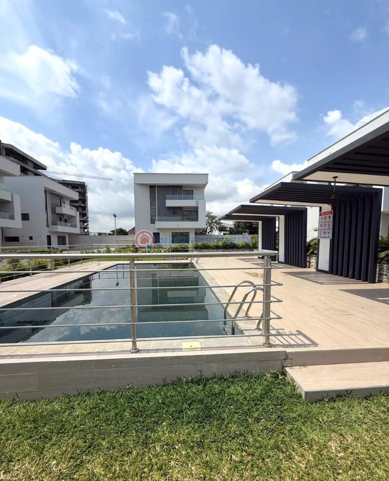5 bedroom Detached Duplex For Sale Jabi Abuja Phase 2  - 2
