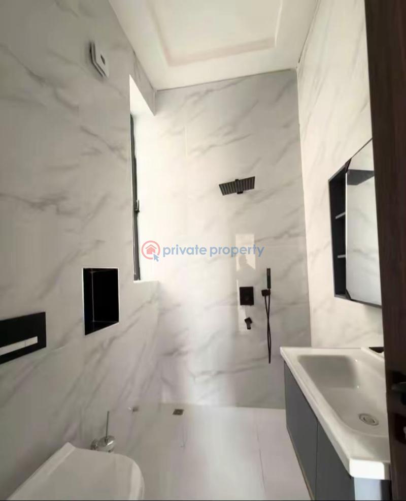 5 bedroom Detached Duplex For Sale Apo Resettlement Apo Abuja Phase 2  - 4