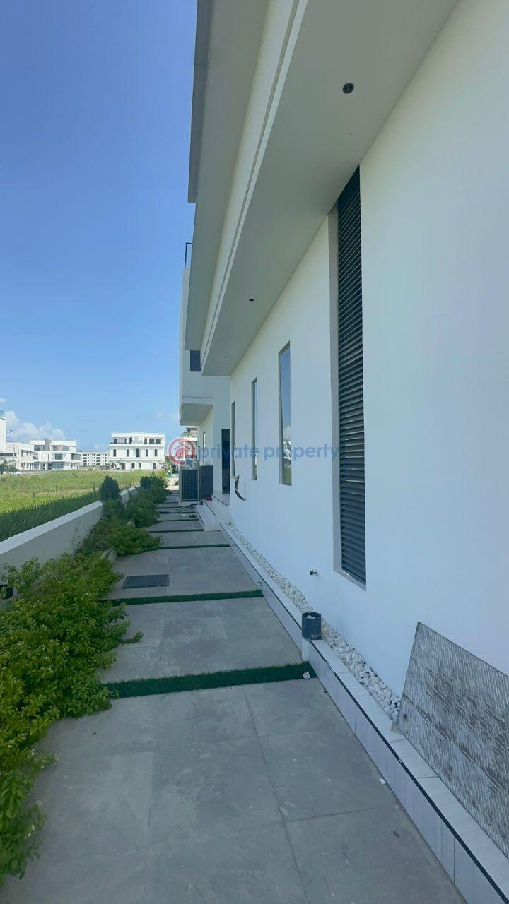 Newly built 5 bedroom detached house with a private spa - 1 5 bedroom Detached Duplex For Sale Ikate Elegushi Lekki Lagos - 1