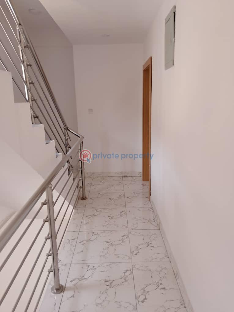 5 bedroom Detached Bungalow For Sale Peaceville Estate, Idado Lekki Phase 1 Lagos - 8