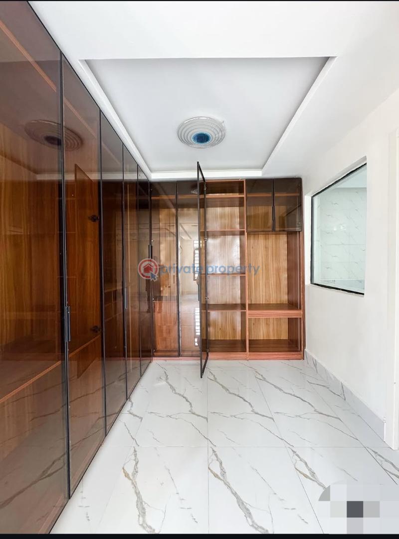 5 bedroom Detached Duplex For Sale Lekki Phase 1 Lagos - 9
