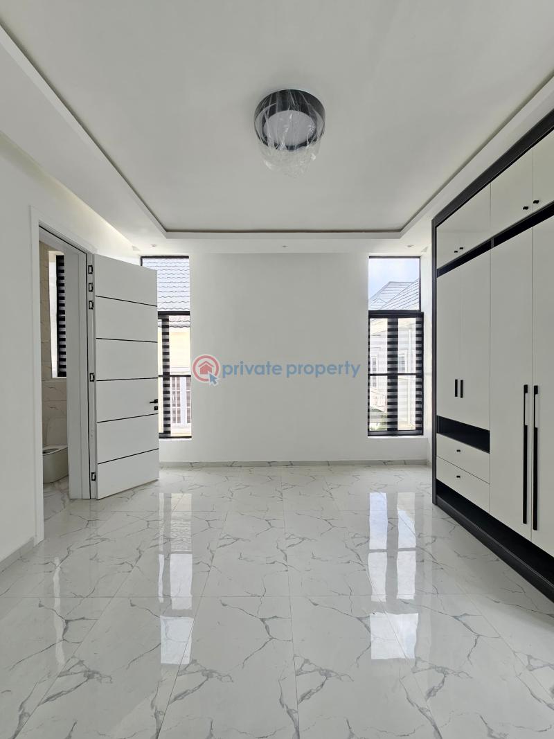 5 bedroom House For Sale Ikota, County Lekki Lagos - 7