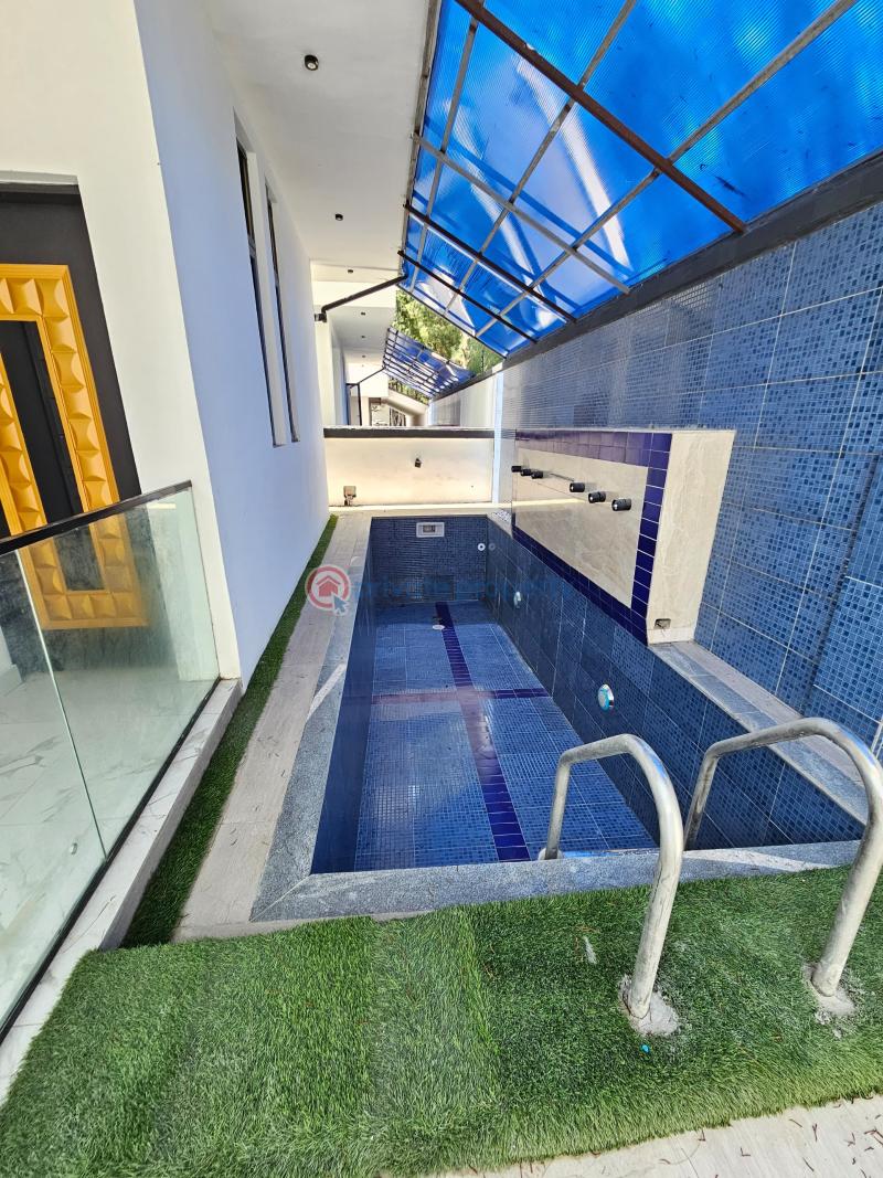 5 bedroom House For Sale Ikota, County Lekki Lagos - 5