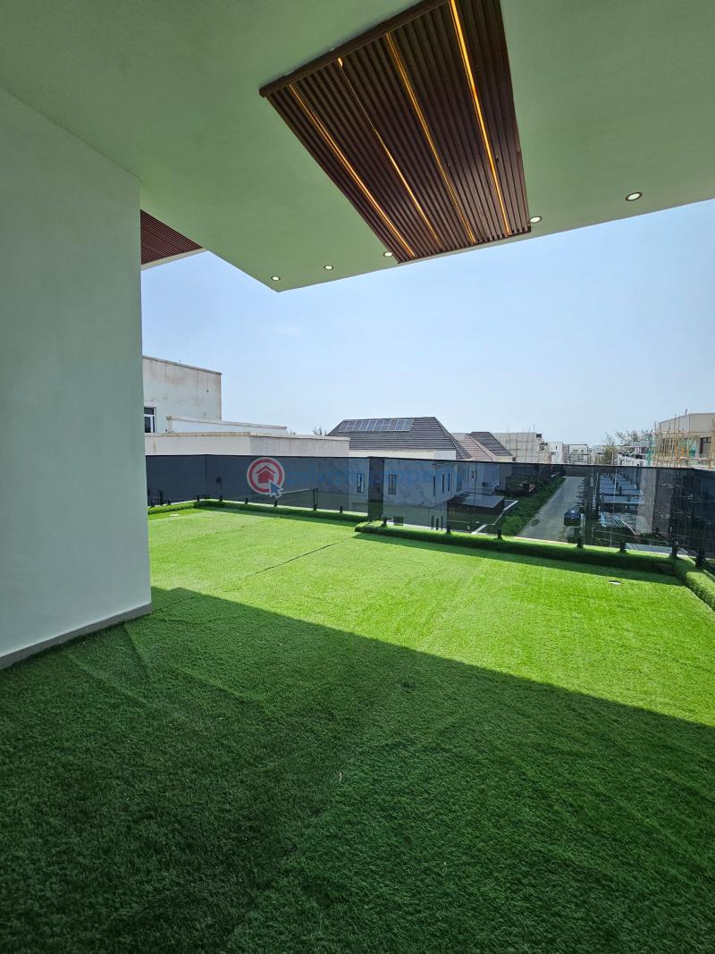 5 bedroom House For Sale Ikota, County Lekki Lagos - 1
