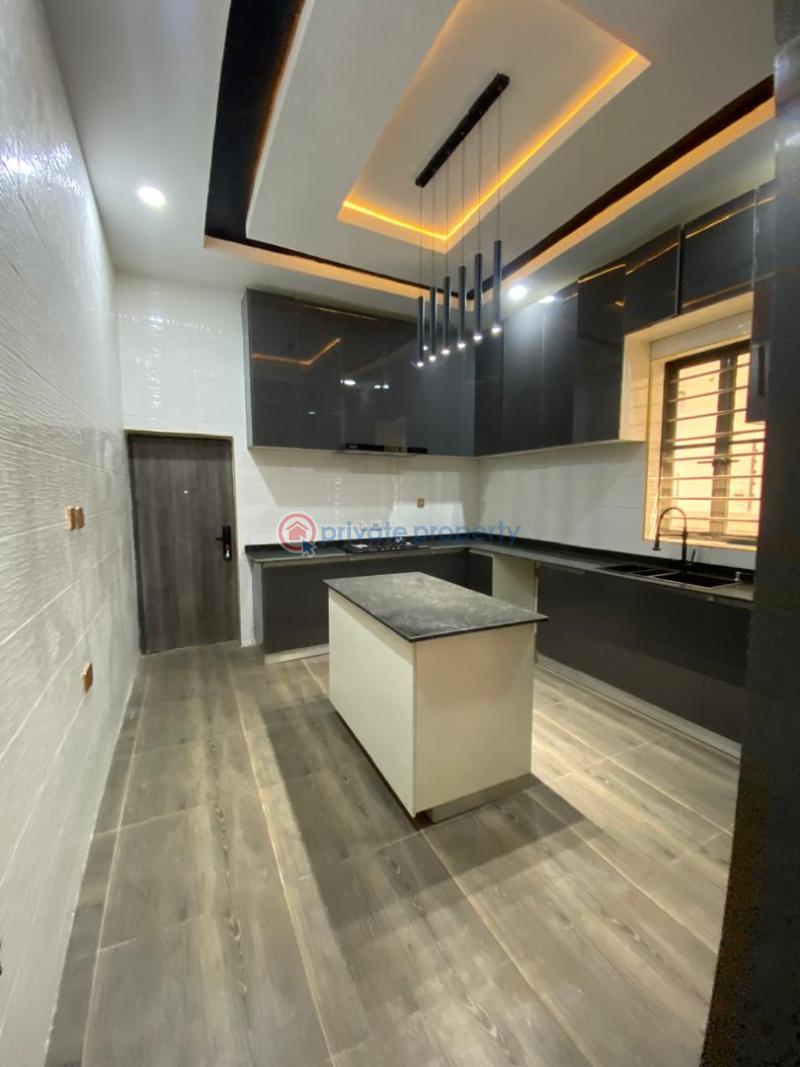 5 bedroom Duplex For Sale Wtc Enugu Suburb Enugu Area  - 13