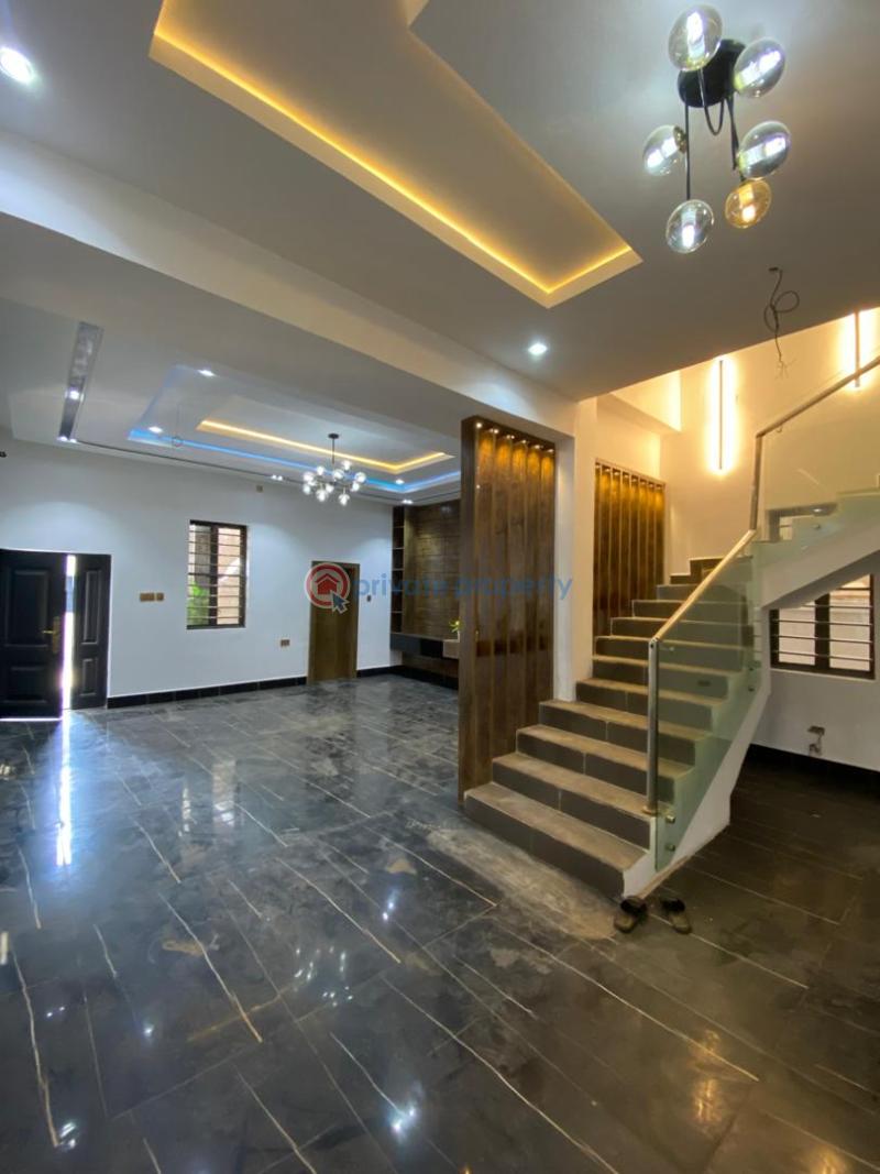 5 bedroom Duplex For Sale Wtc Enugu Suburb Enugu Area  - 1