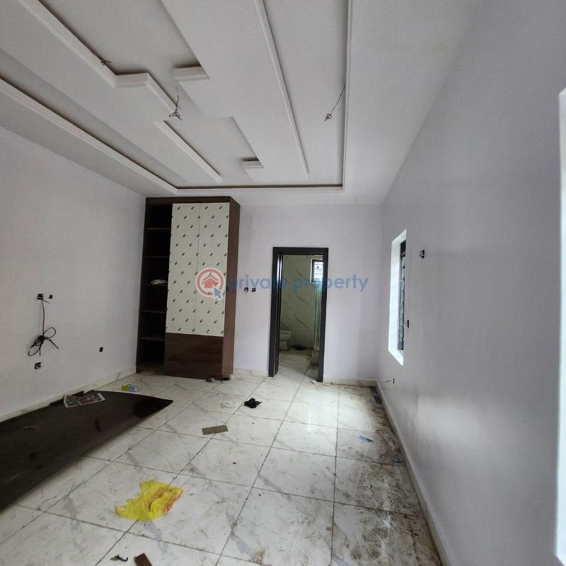 5 bedroom Duplex For Sale Aerodrome Samonda Ibadan Oyo - 2