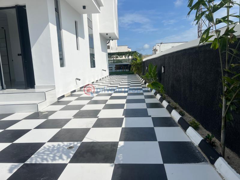 5 bedroom Detached Duplex For Sale Along Monastery Road Ajah Ajah Lagos - 0