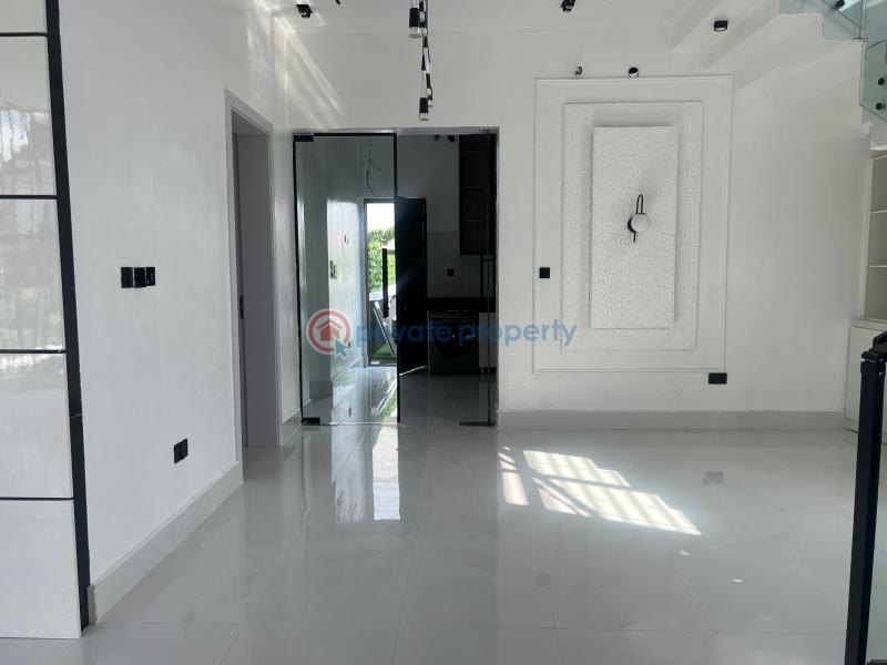 5 bedroom Detached Duplex For Sale Along Monastery Road Ajah Ajah Lagos - 8