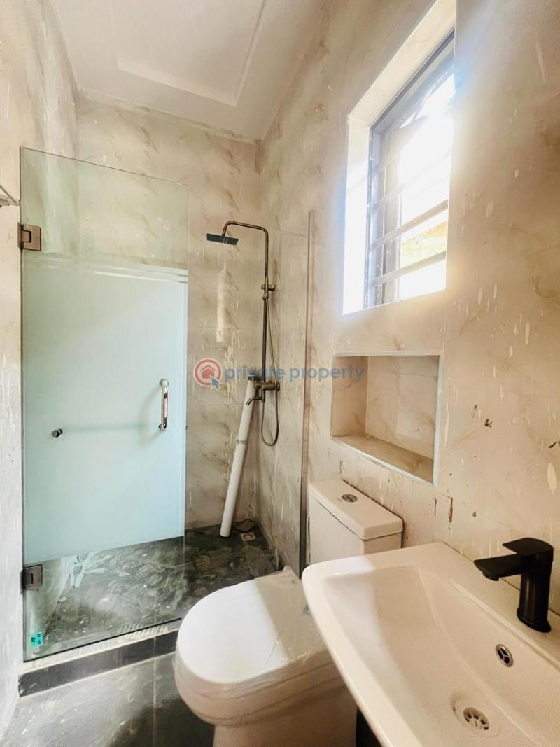 5 bedroom Detached Duplex For Sale Omole Phase 2 Estate Omole Phase 2 Ojodu Lagos - 4
