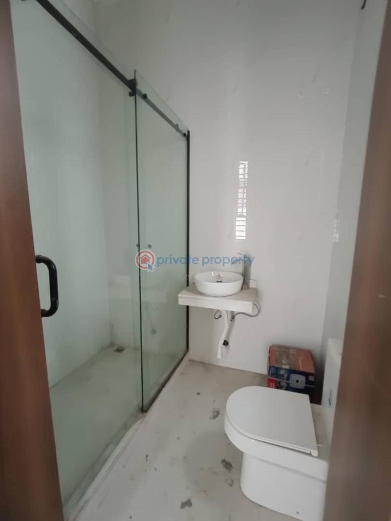 5 bedroom Detached Duplex For Sale Chevron Drive Lekki Lagos - 2