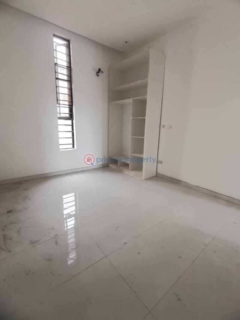5 bedroom Detached Duplex For Sale Chevron Drive Lekki Lagos - 1