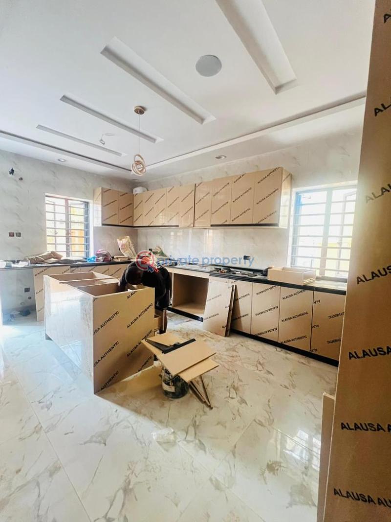5 bedroom Detached Duplex For Sale Omole Phase 2 Estate Omole Phase 2 Ojodu Lagos - 13