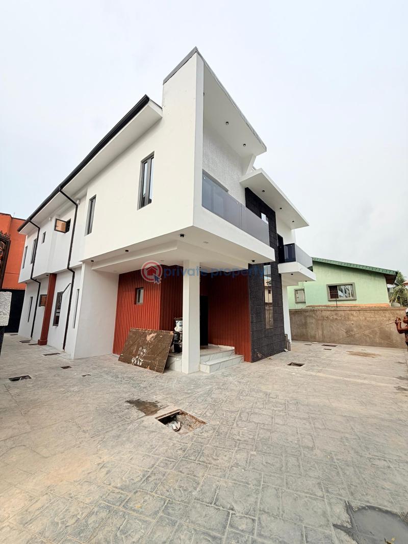 5 bedroom Detached Duplex For Sale Omole Phase 1 Ojodu Lagos - 18