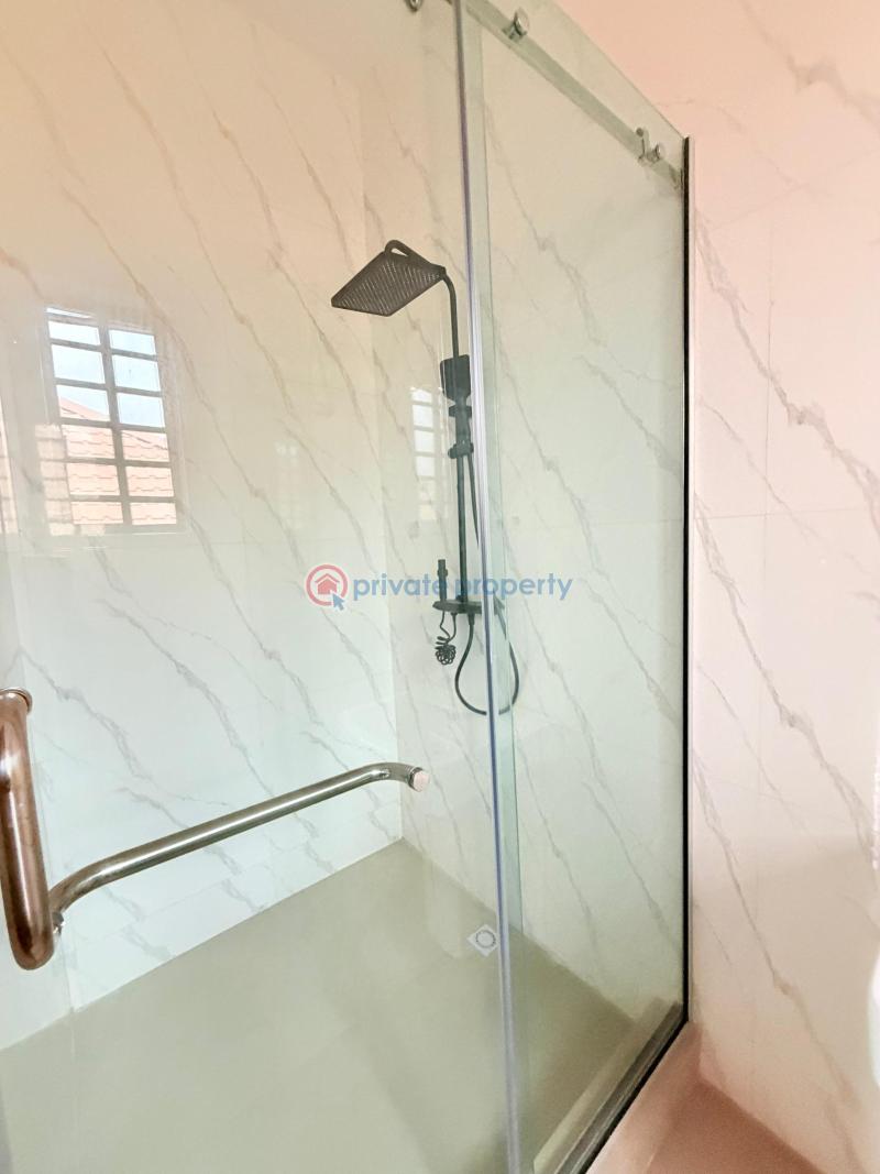 5 bedroom Detached Duplex For Sale Omole Phase 2 Ojodu Lagos - 3